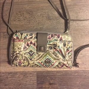 Sakroots large smartphone crossbody
